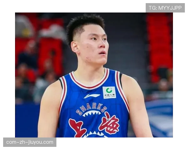 上海李弘权三分9中7砍27分 高效投射成外线最稳得分点